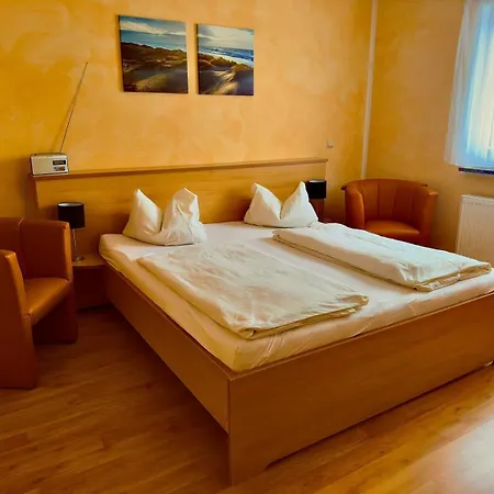 Ferienzimmer Direkt Am Konukevi Priepert